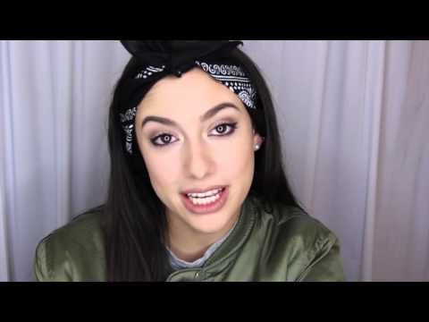 Style Files Of A Fearless Chic: How To Rock A&nbsp;Bandana