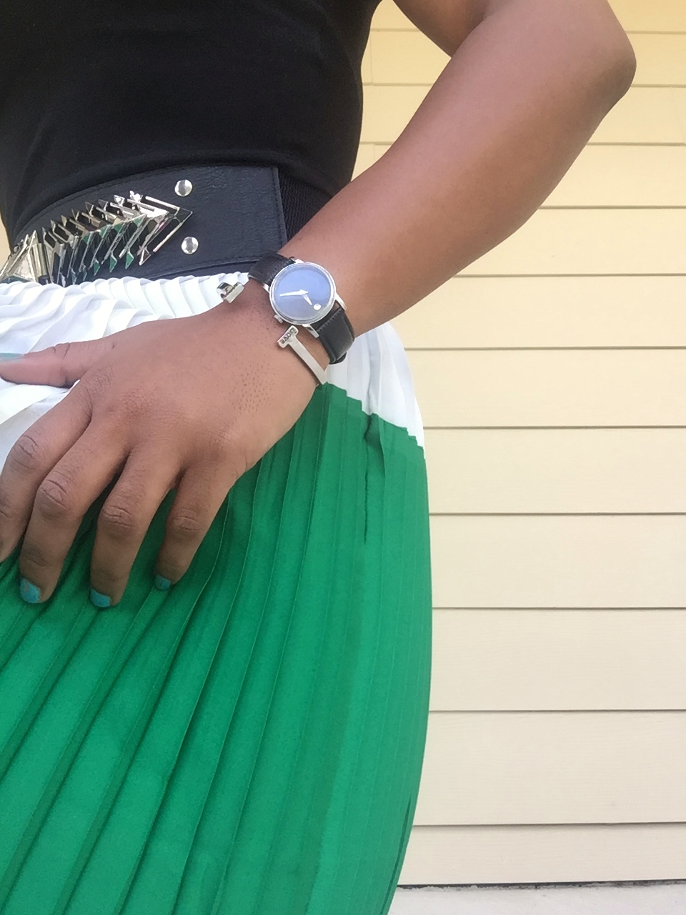 green, black, white, pleated skirt
