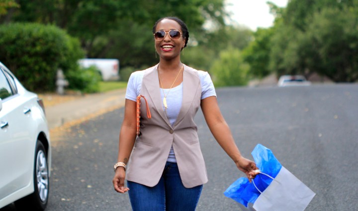 black women shopping