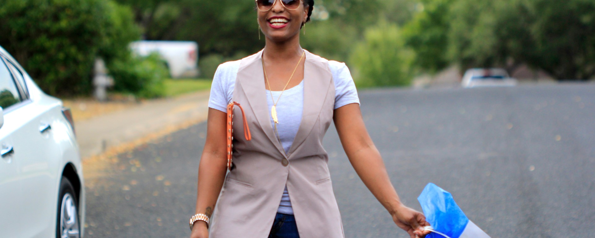 black women shopping