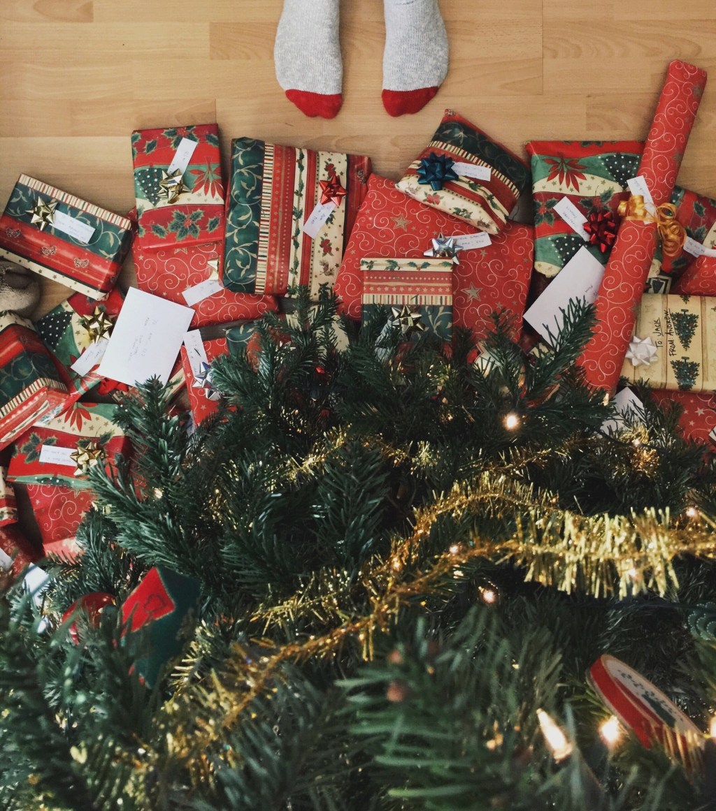 Shop These Last Minute Gifts To Receive In Time For&nbsp;Christmas