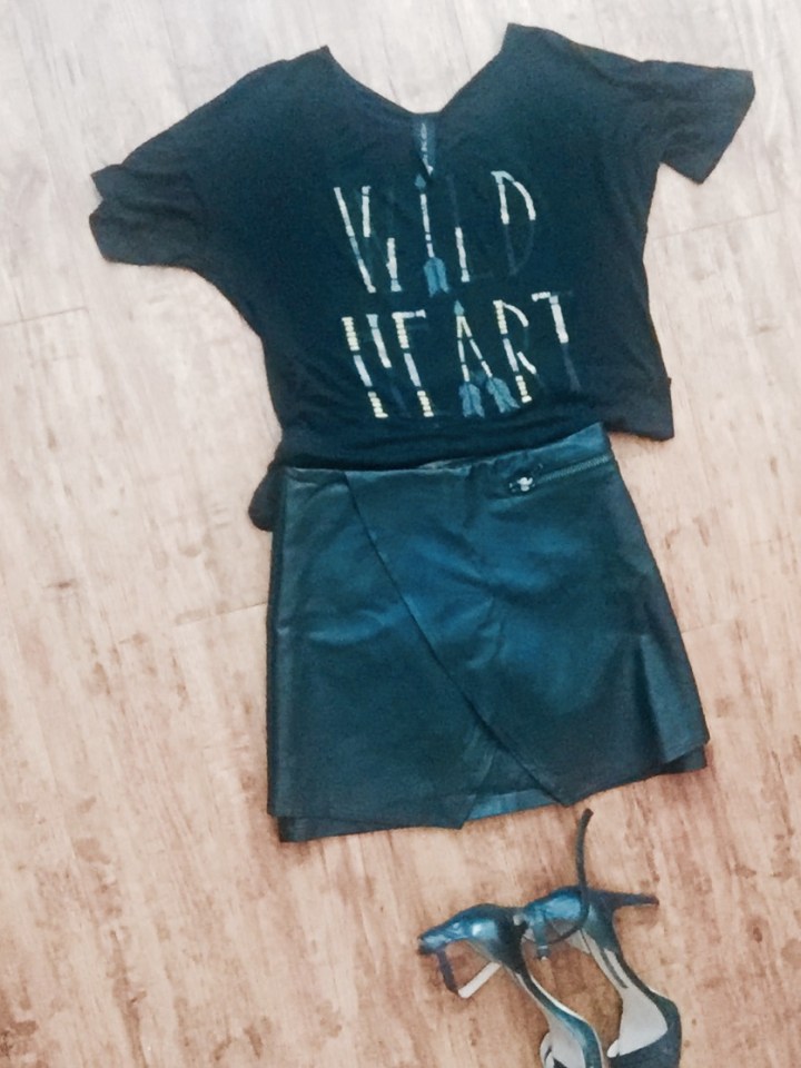 womens black tee that reads Wildheart on the front