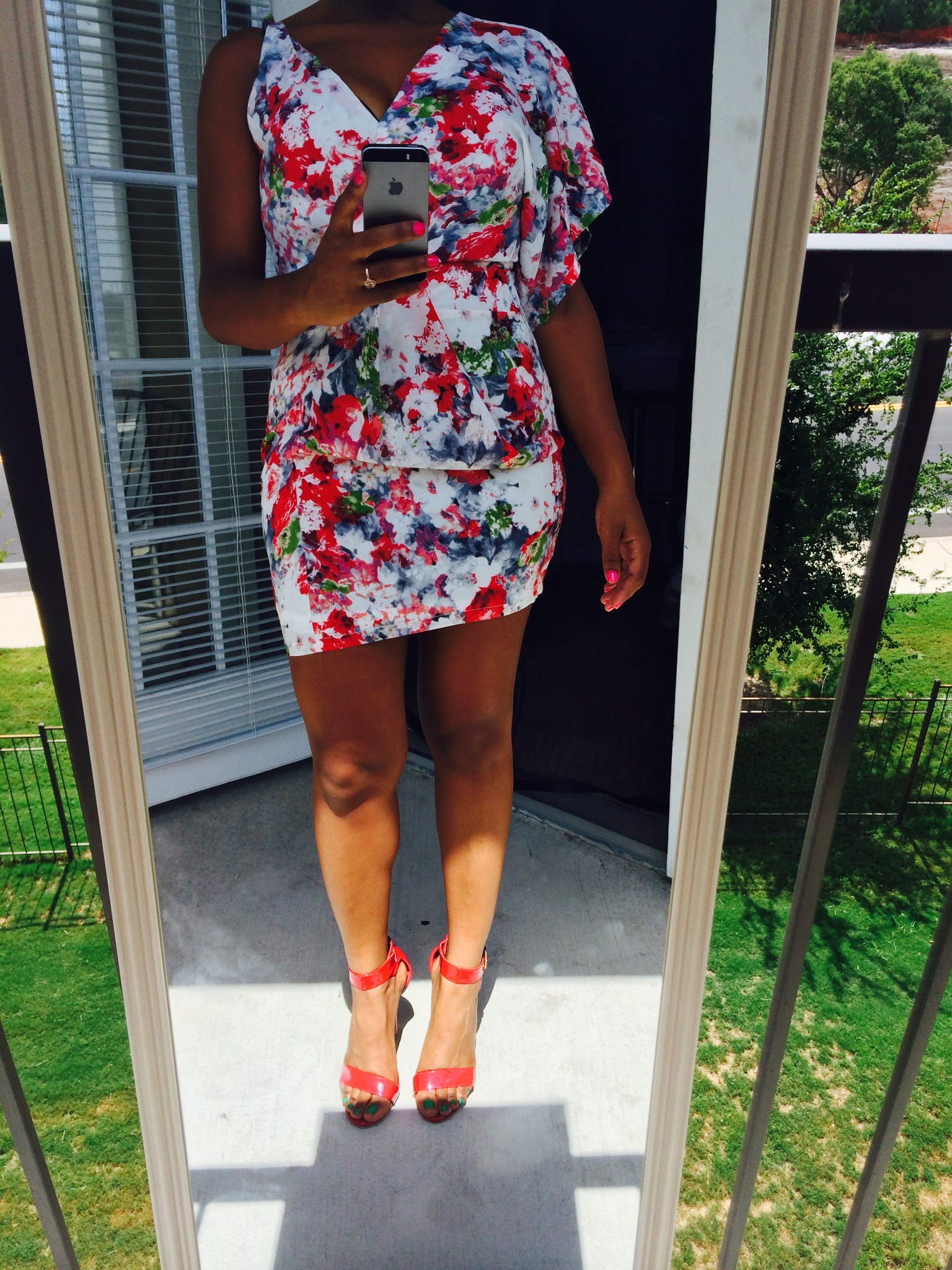 red flower one sleeve mini dress