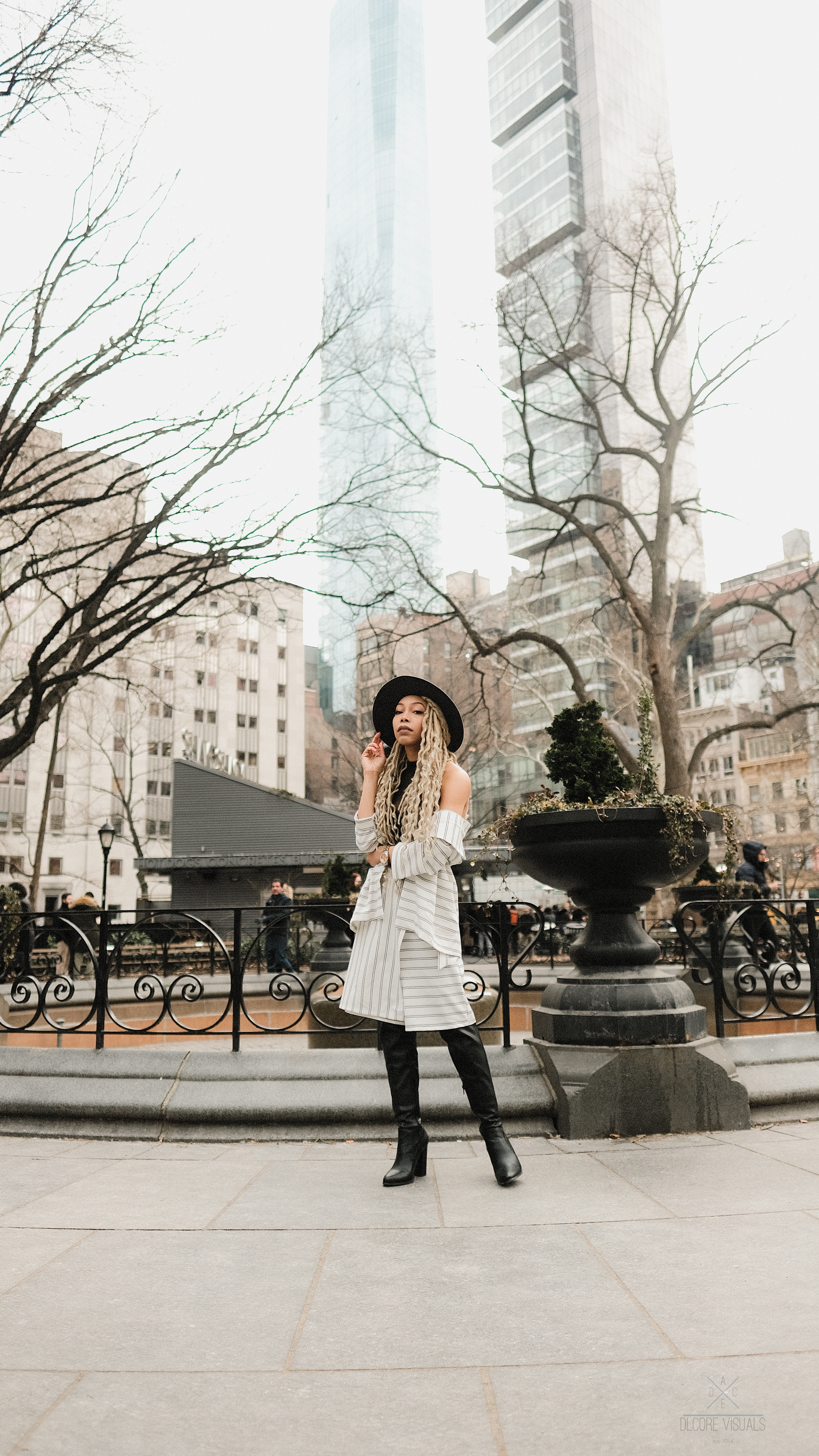 SadeSpenceBlackWhiteStripeSet