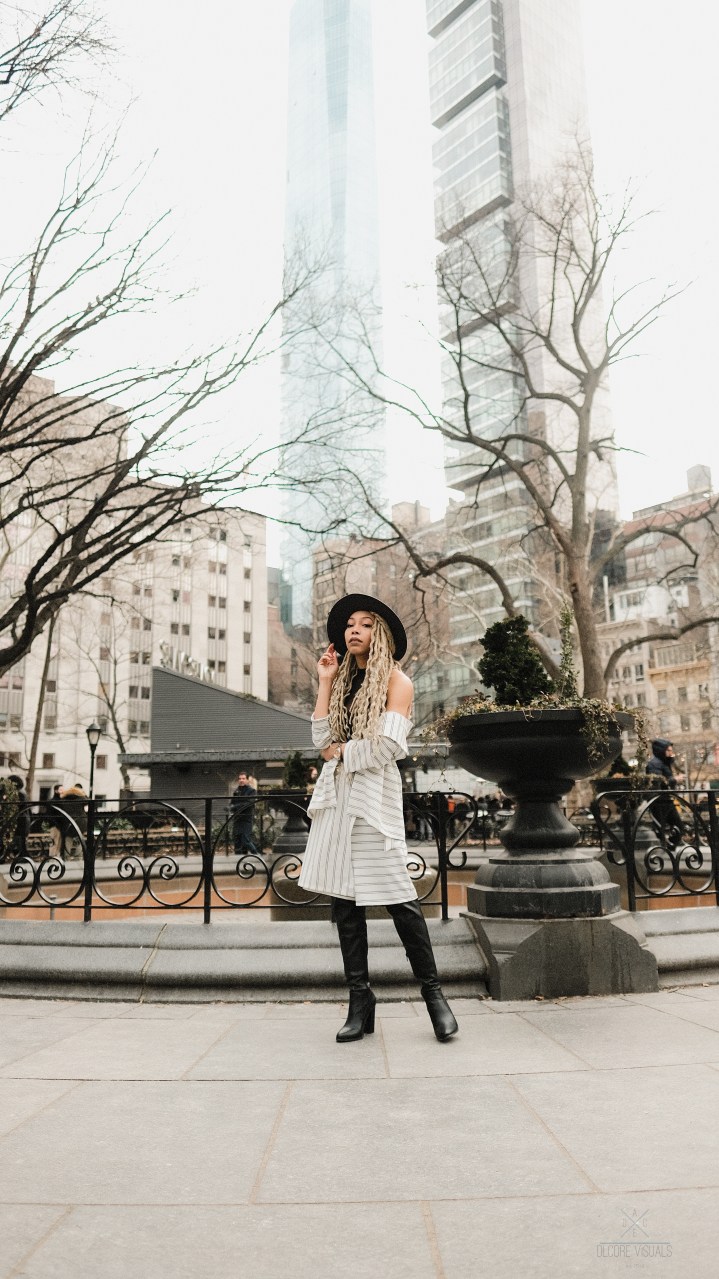 SadeSpenceBlackWhiteStripeSet