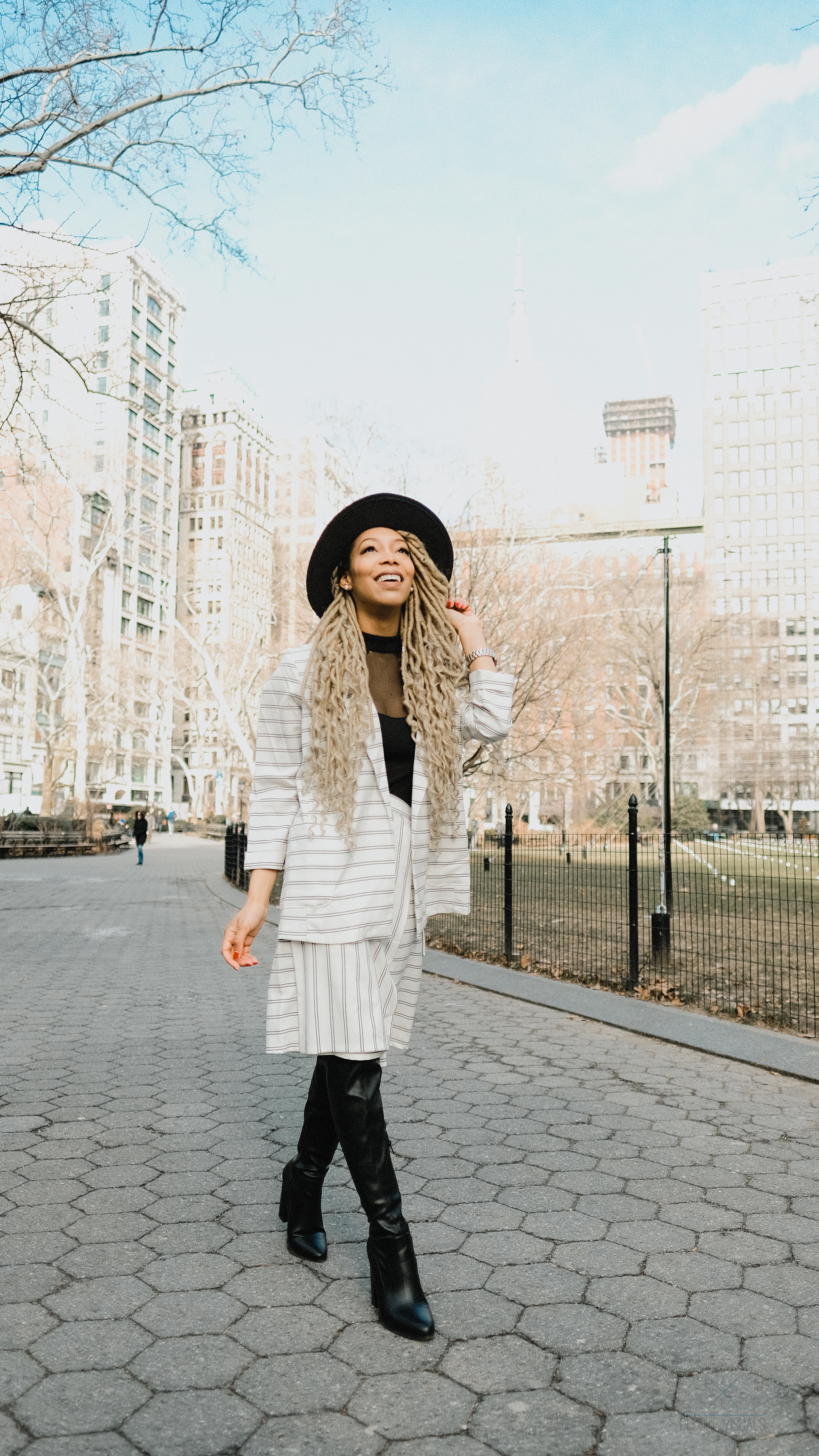 SadeSpenceBlackWhiteStripeSet10