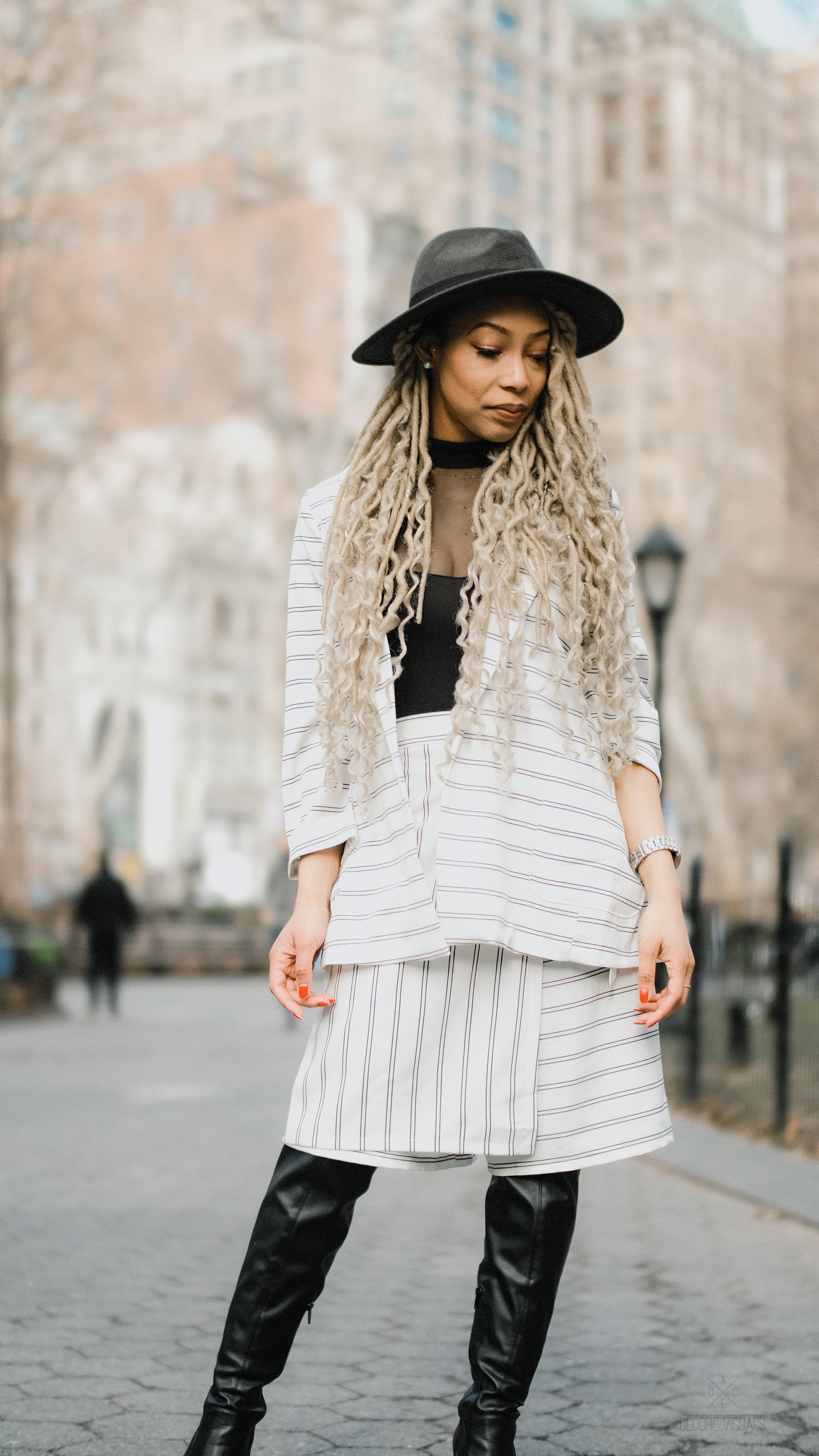 SadeSpenceBlackWhiteStripeSet5