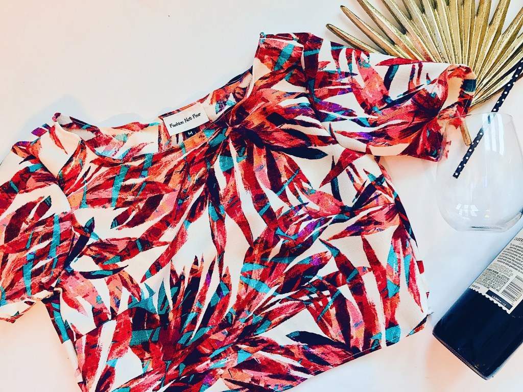 There Is A Short Sleeve Version Of The Floral&nbsp;Top!