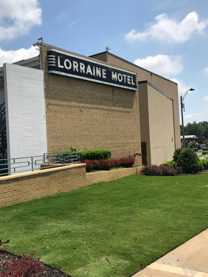 lorrainemotel4