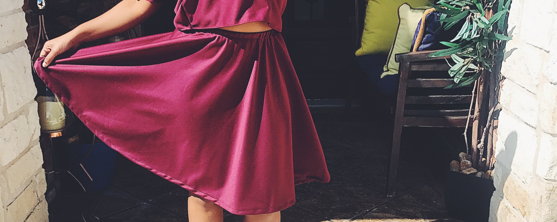 burgundyandredskirtset