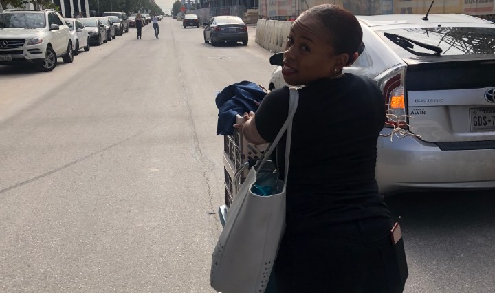 pushing cloth rack for pop up