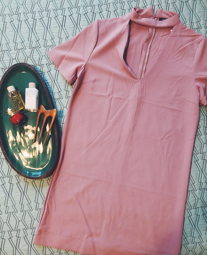 Rose pink shift dress with cutout