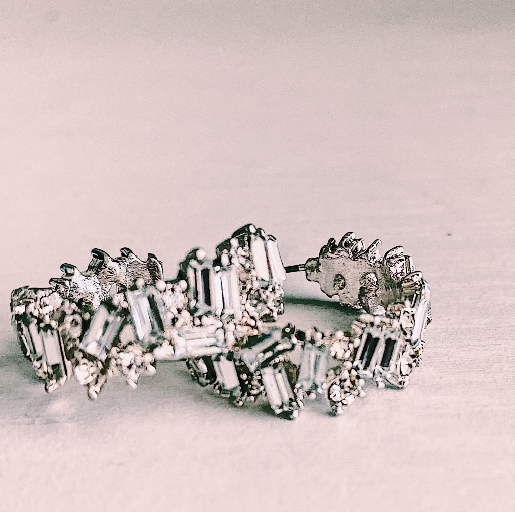 Image of silver baguette hoop earrings 