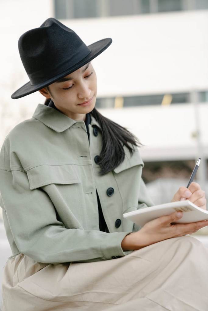 Image of girl writing 