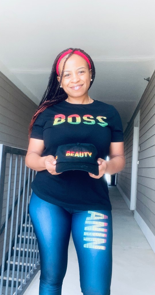 Lex Pyerse hat, t-shirt, and leggings